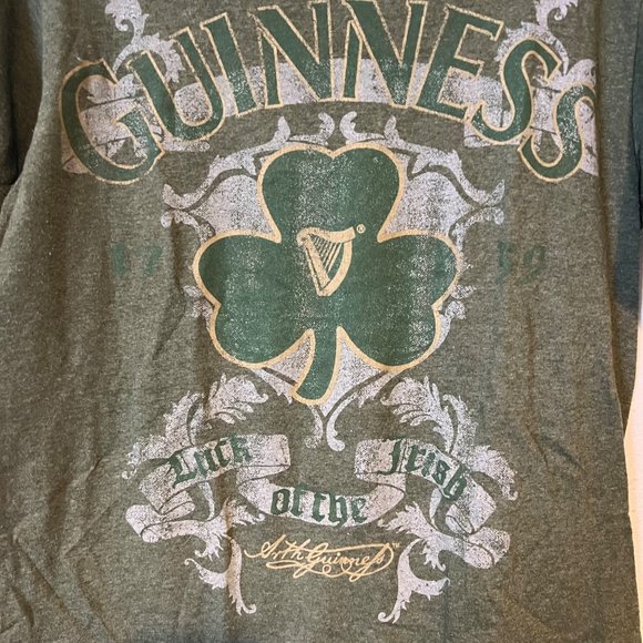 Guinness T Shirt Womens Small Luck Of The Irish Green Short Sleeve Clover - Picture 8 of 8